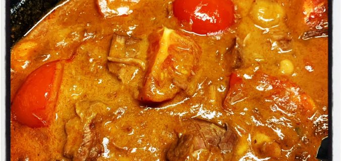 Rundsvlees in Rode Currysaus uit Slowcooker